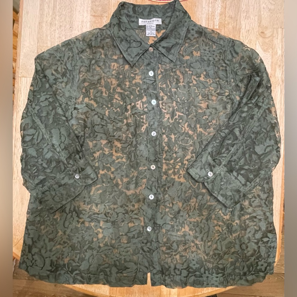 Notations Women’s Olive Floral Button Down Shirt